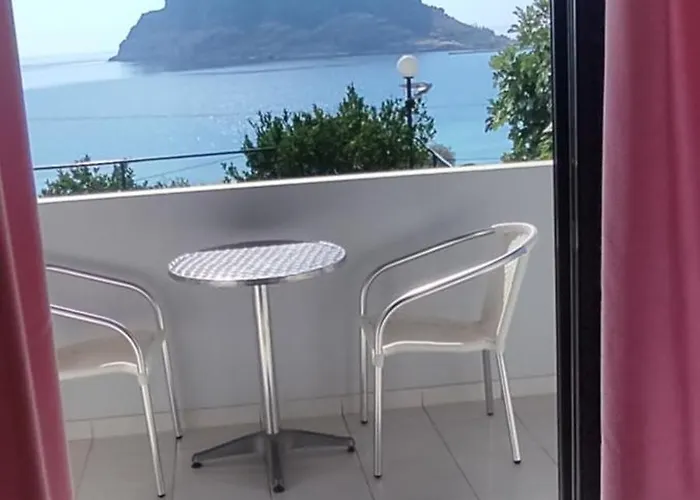 παράσχου * Μονεμβασιά