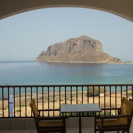 Apartament Paraschou *