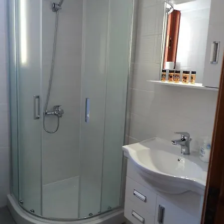 Apartament Paraschou *